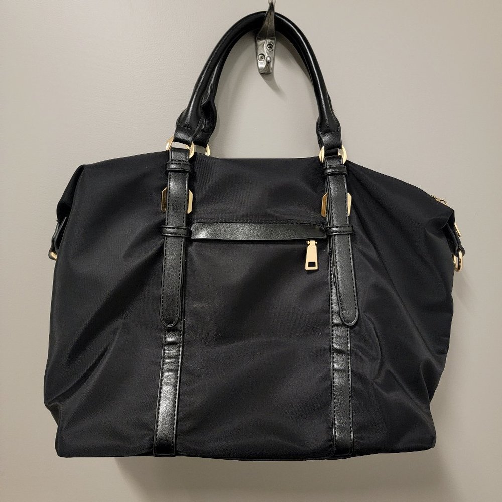 Sol and Selene  Weekender
